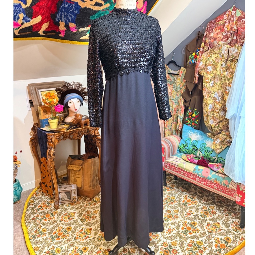 Stunning VTG 1960s Black Sequin Mock Neck Long Sleeve Maxi Evening Dress Size 14